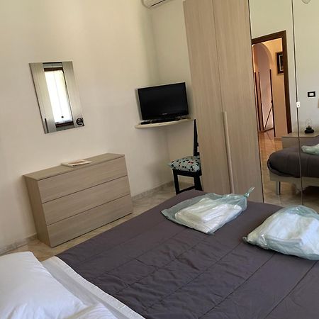 Appartamento a Marina di San Nicola Roma Palo  Esterno foto